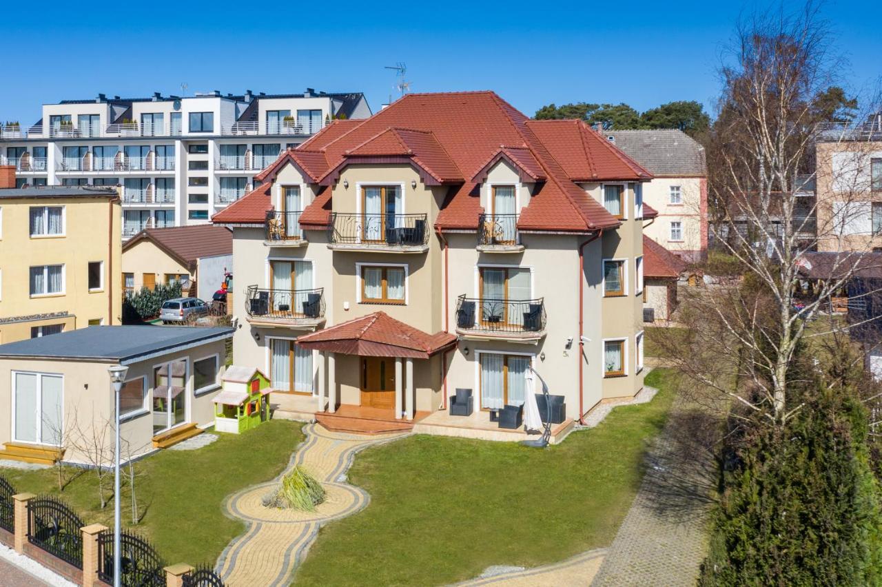 Villa Livia Ниешорце Екстериор снимка